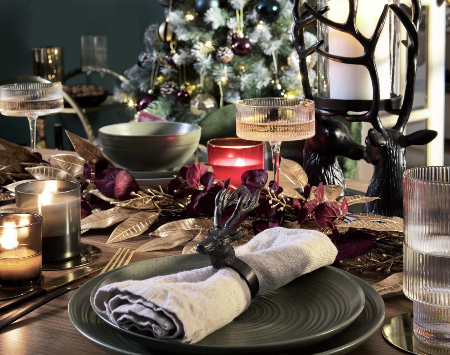 Habitat Two Tone 16 Piece Stainless Steel Cutlery Set - Image 3