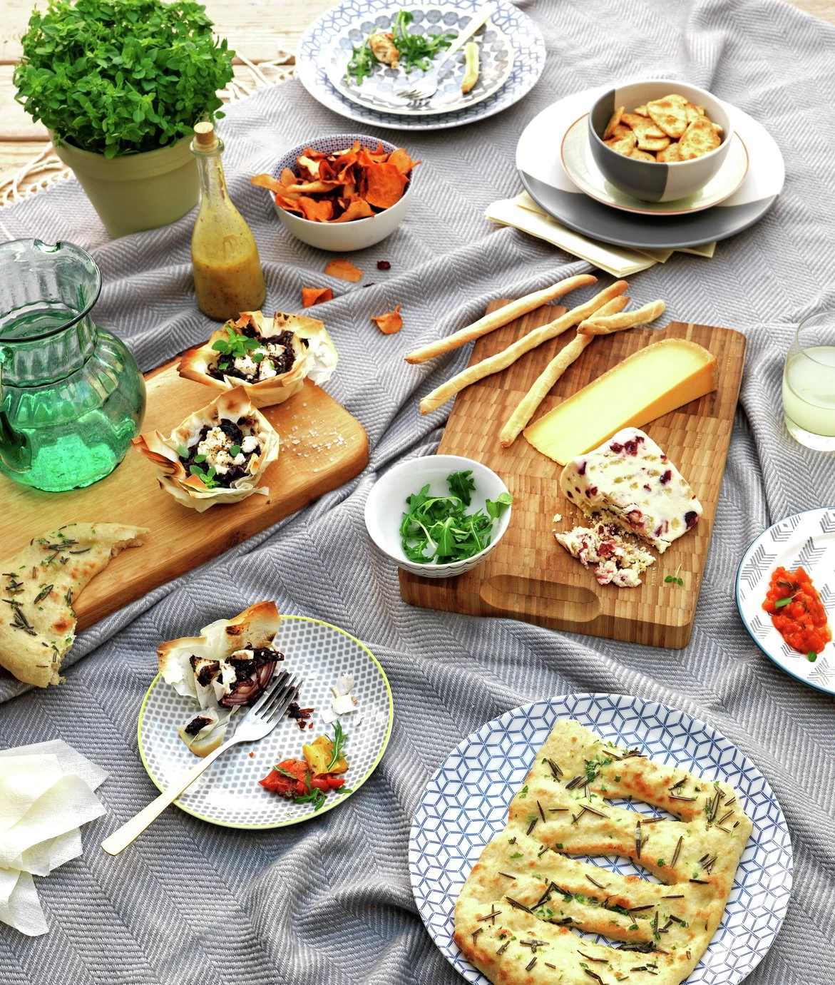 Habitat Salisbury Medium Solid Wood Butchers Block - Image 2