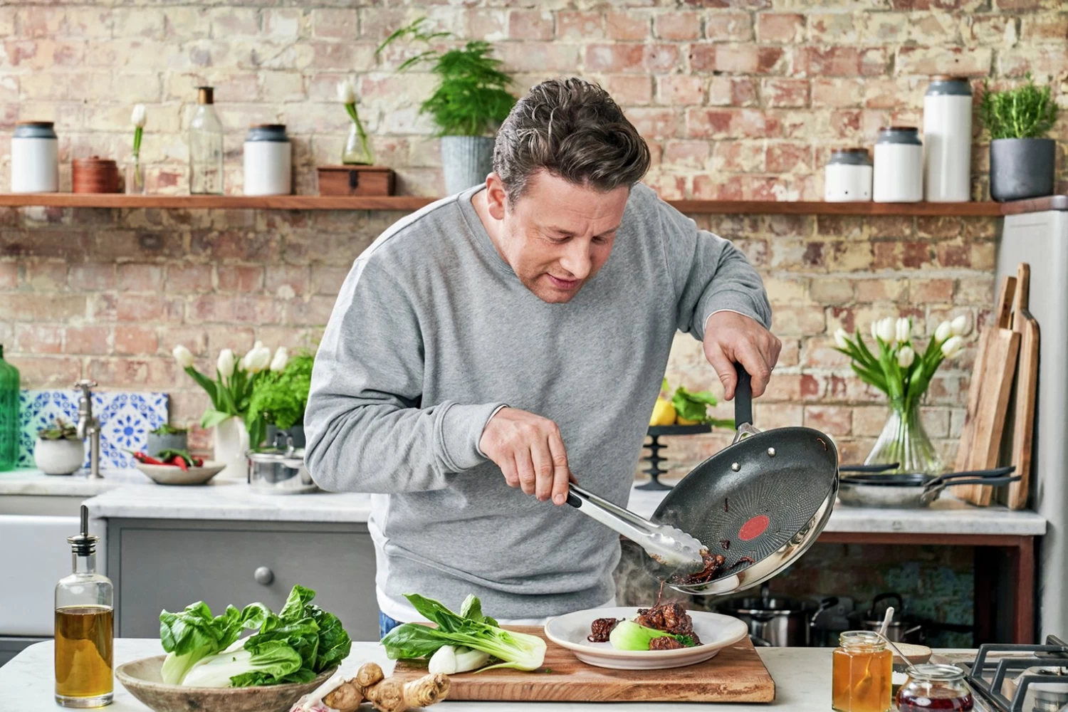 Tefal Jamie Oliver 25cm Non Stick Stainless Steel Saute Pan - Image 9